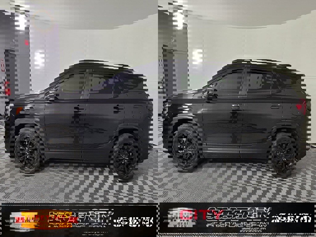 Used 2022 GMC Terrain SLE w/ Driver Convenience Package image 8