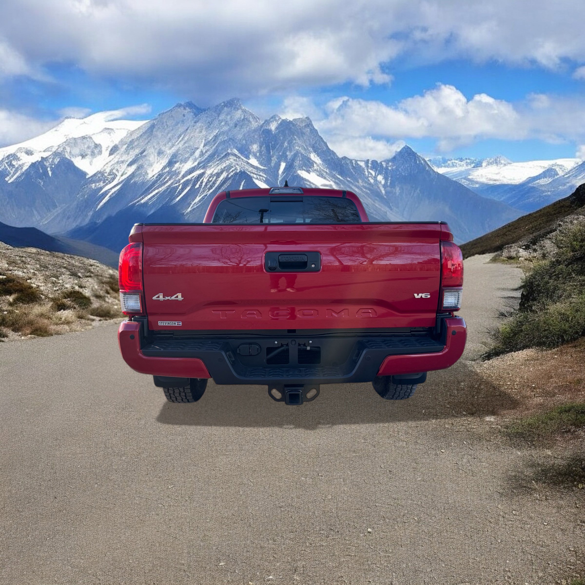 Used 2022 Toyota Tacoma SR5 image 4