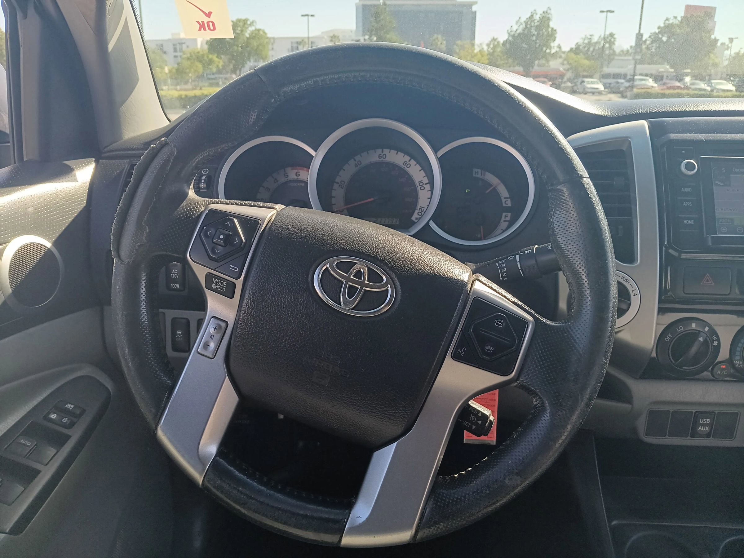 Used 2015 Toyota Tacoma 4x4 Double Cab image 15