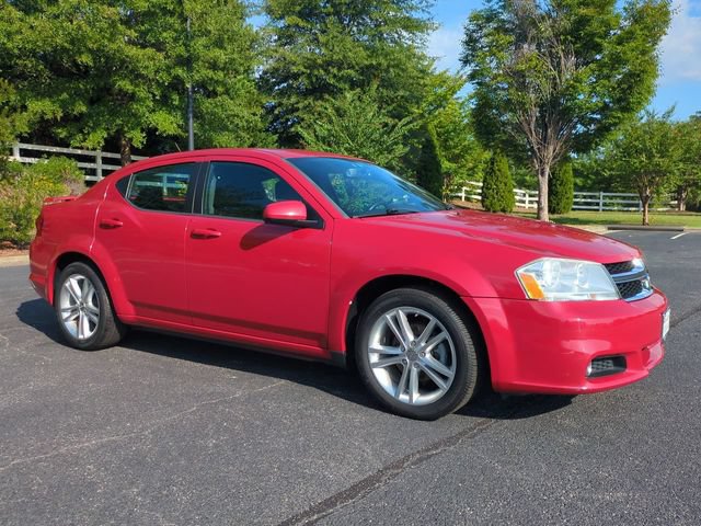 Used 2012 Dodge Avenger SXT Plus FWD image 2