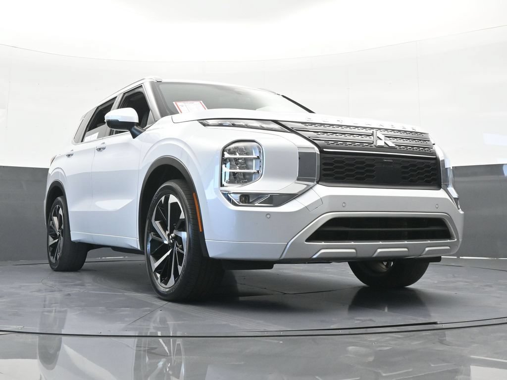 Used 2024 Mitsubishi Outlander SEL FWD image 67