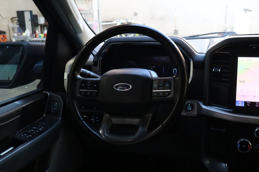Used 2023 Ford F150 Lightning XLT AWD/4WD image 28