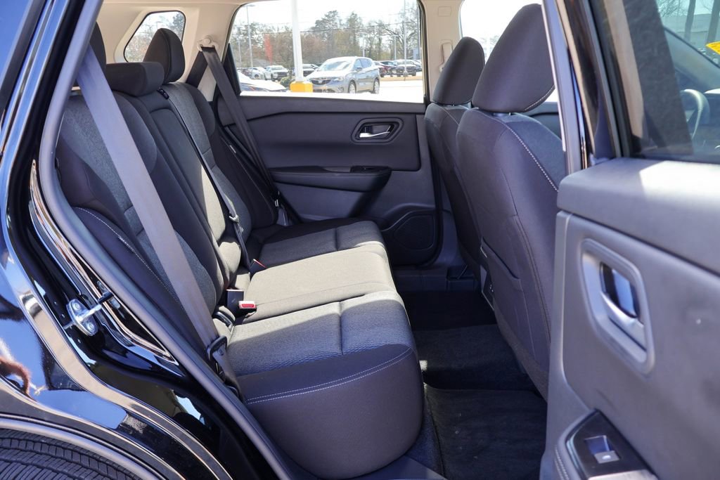 Certified 2026 Nissan Rogue SV image 10