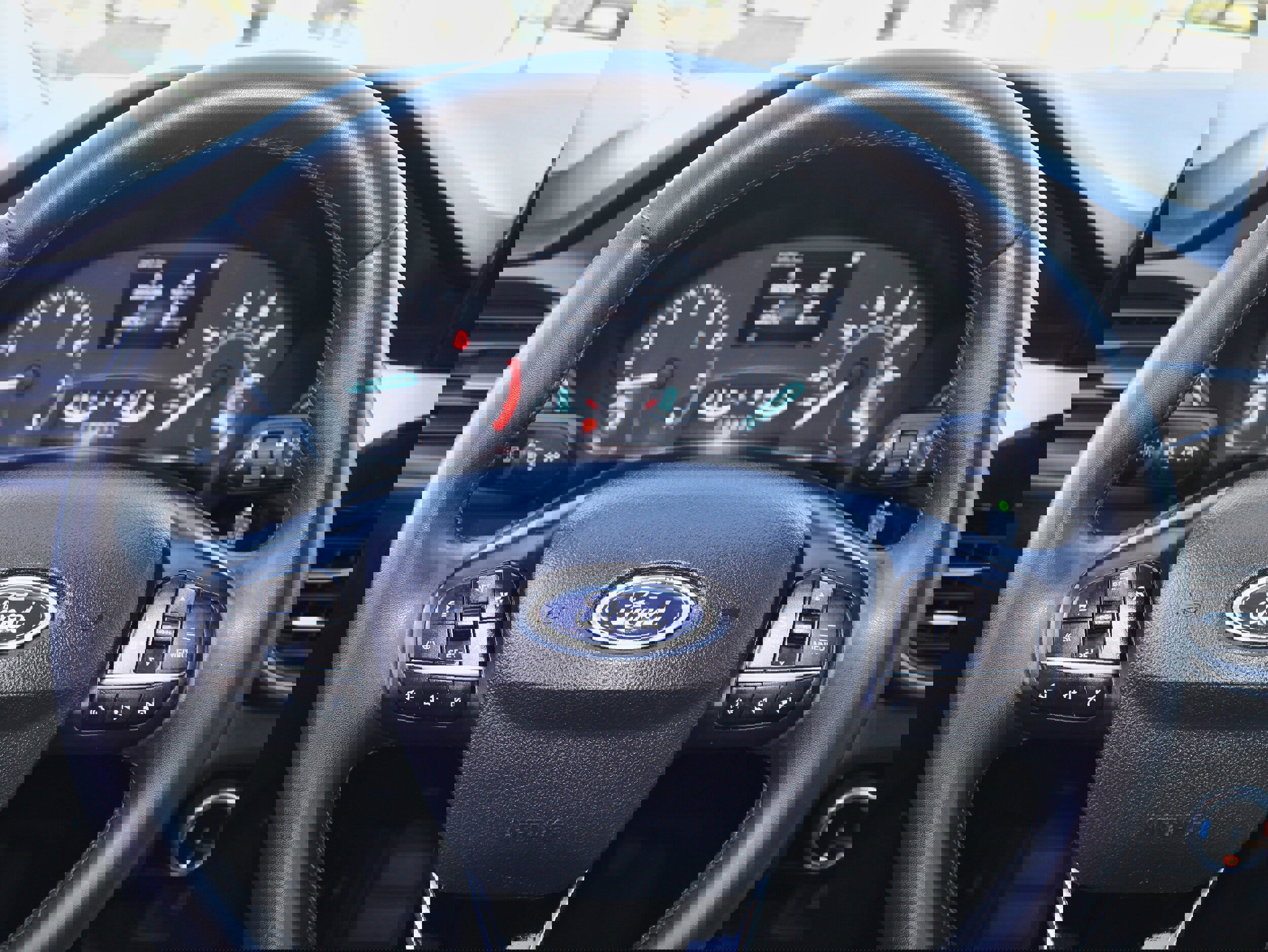 Used 2022 Ford Escape SE w/ SE Sport Appearance Package image 20