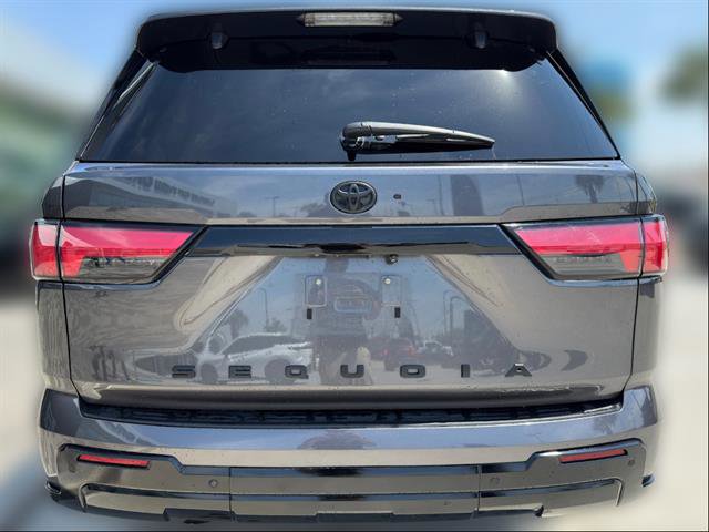 Used 2024 Toyota Sequoia Platinum image 7