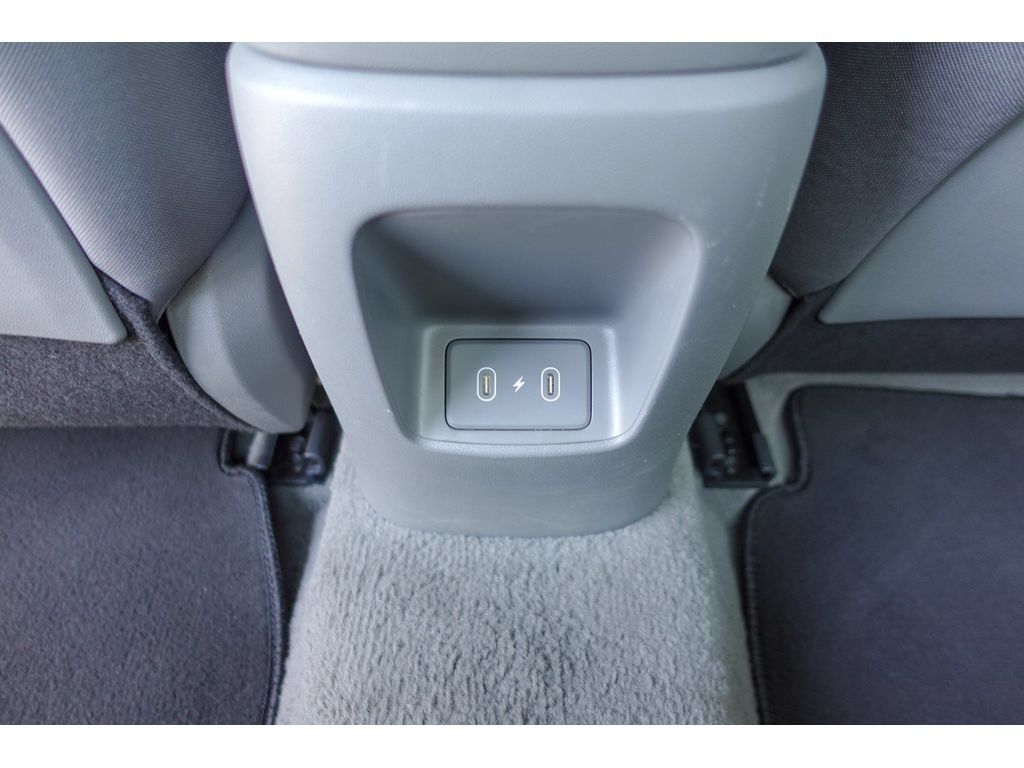 Used 2026 Hyundai Elantra SEL FWD image 27