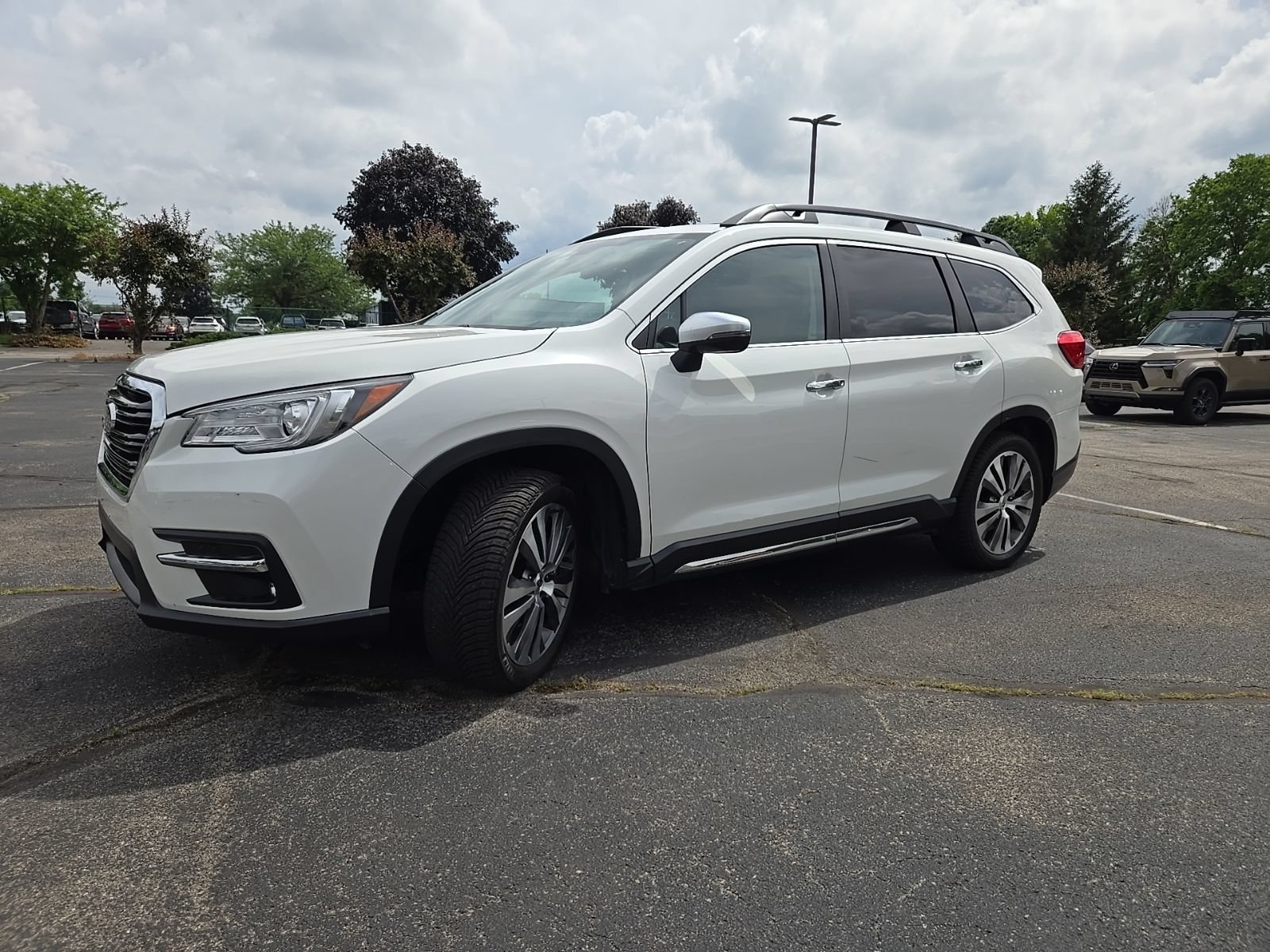 Used 2020 Subaru Ascent Touring w/ Popular Package #3 AWD/4WD image 8