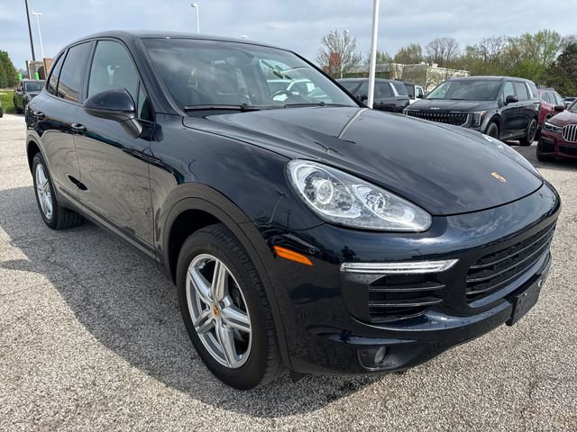 Used 2016 Porsche Cayenne image 1