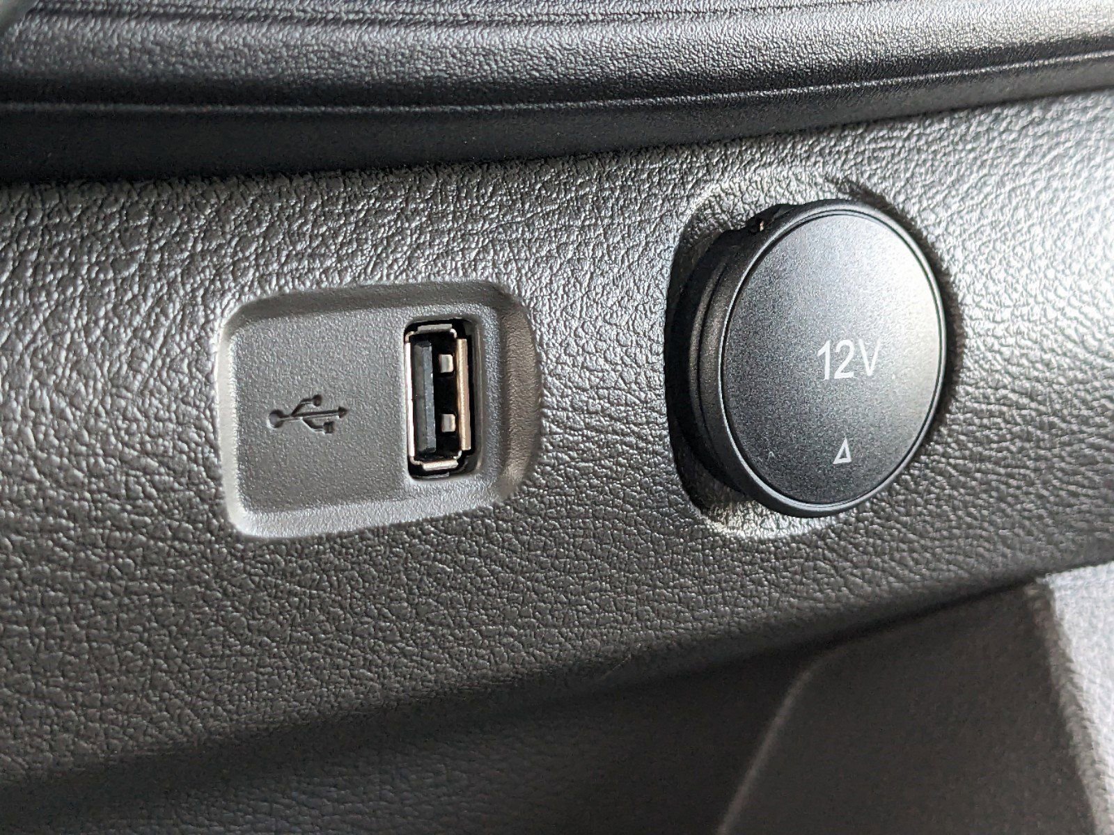 New 2024 Ford Transit 350 148 High Roof DRW AWD w/ Exterior Upgrade Package image 20