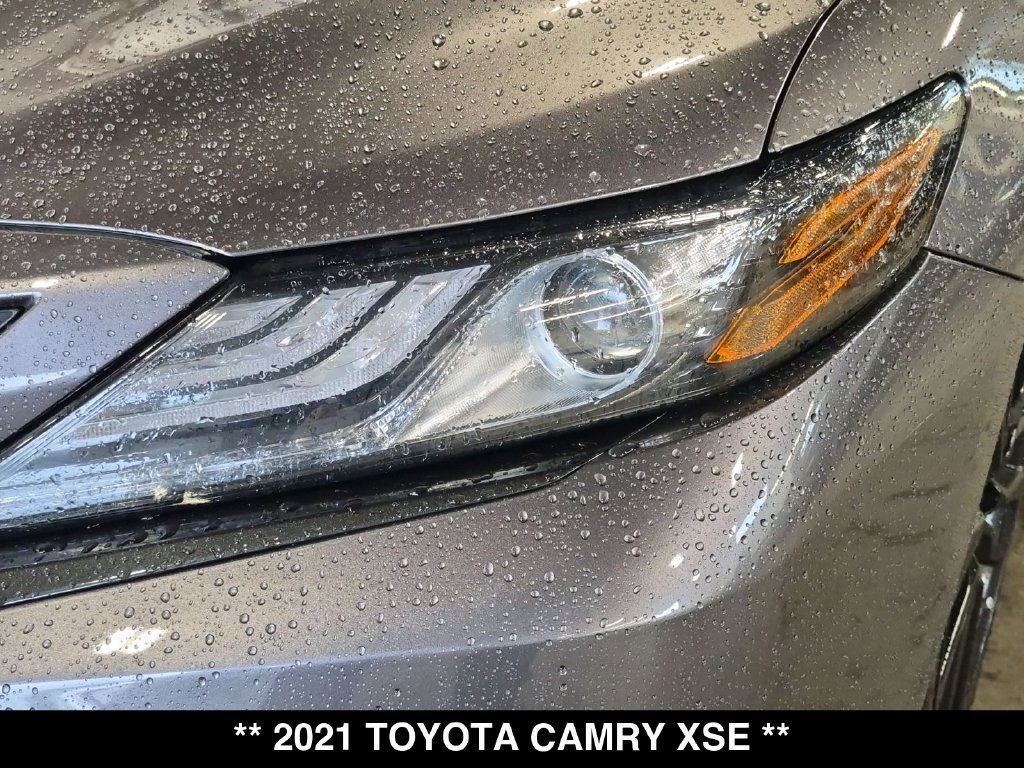Used 2021 Toyota Camry XSE AWD/4WD image 16