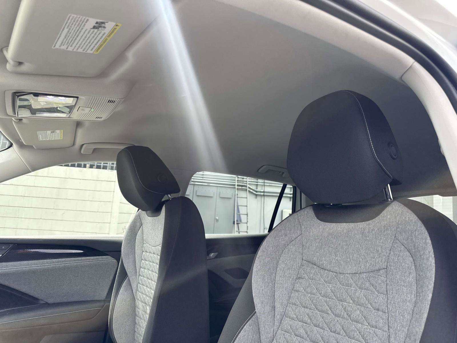 Certified 2025 Volkswagen Tiguan S image 14