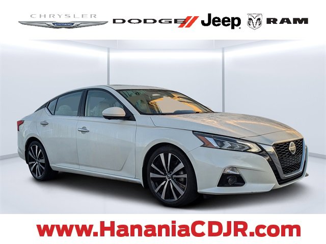 Used 2020 Nissan Altima 2.5 Platinum image 1