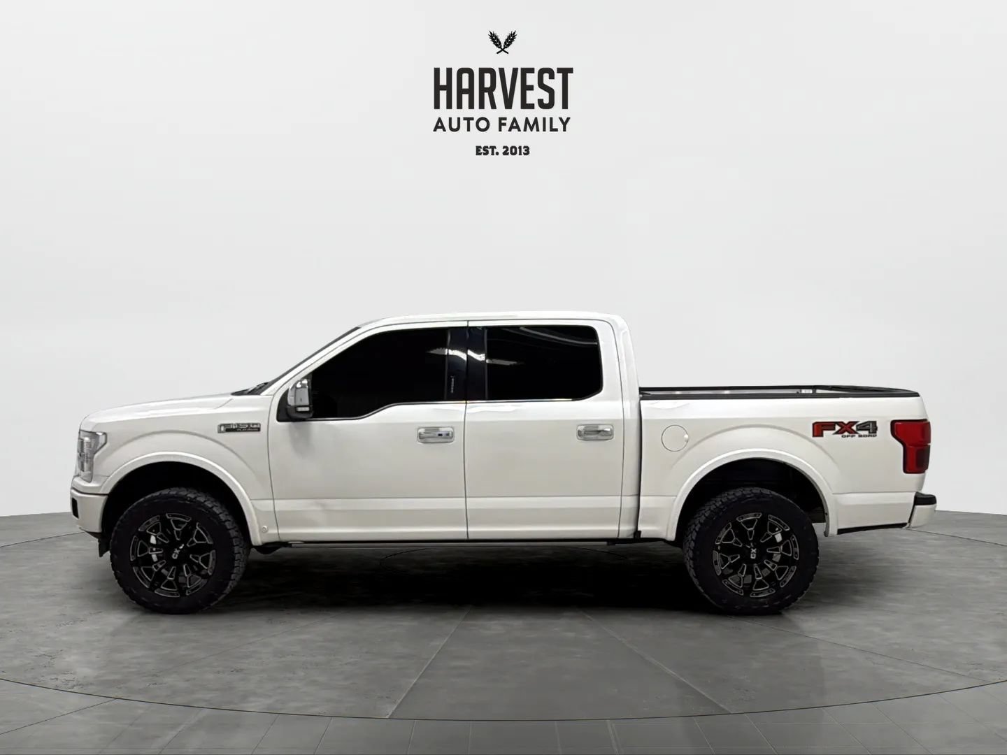 Used 2019 Ford F150 Platinum w/ Equipment Group 701A Luxury AWD/4WD image 2