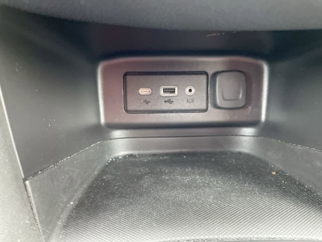 Used 2024 Chevrolet Equinox LT w/ LPO, Floor Liner Package image 24