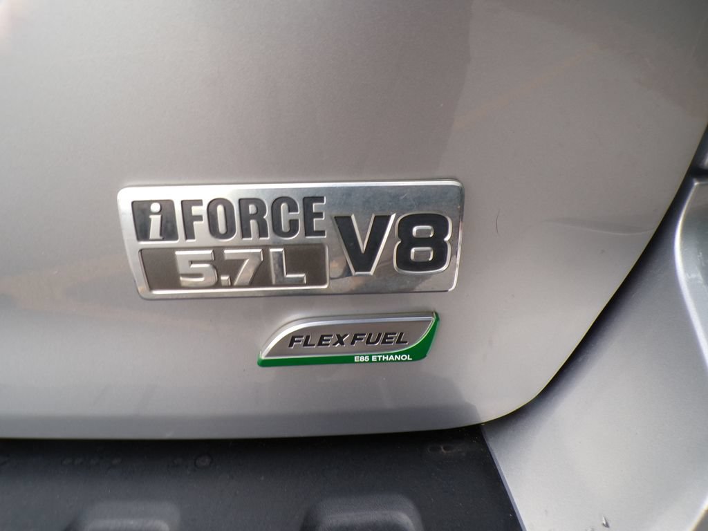 Used 2015 Toyota Sequoia Platinum AWD/4WD image 16