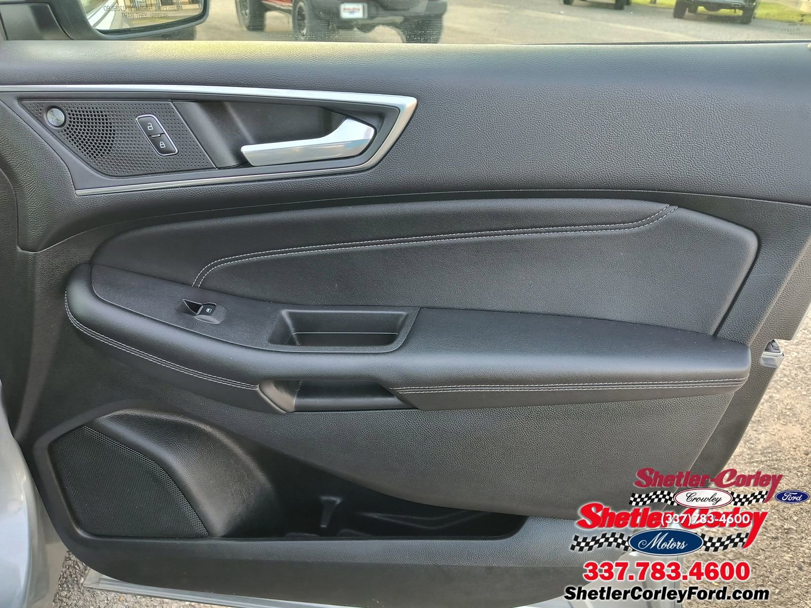 Used 2022 Ford Edge Titanium image 28