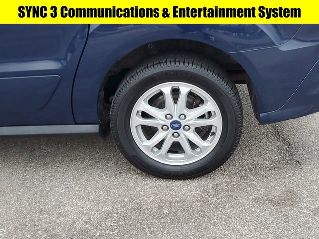 Used 2019 Ford Transit Connect XLT image 7