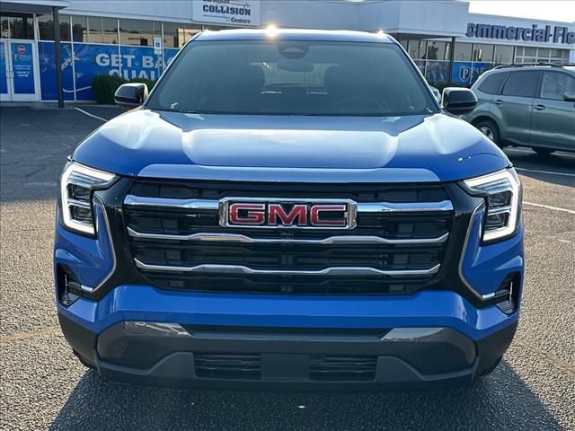 New 2027 GMC Terrain Elevation FWD image 4