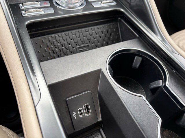 Used 2024 Lincoln Nautilus Premier w/ Equipment Group 102A image 22