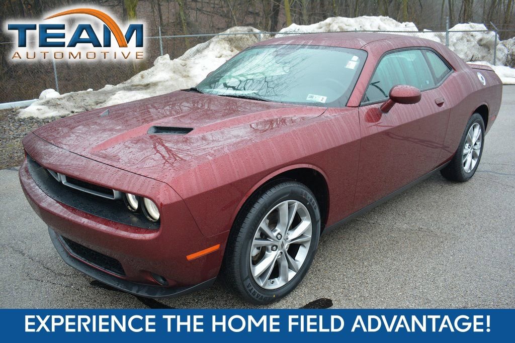 Used 2023 Dodge Challenger SXT w/ Cold Weather Group image 1