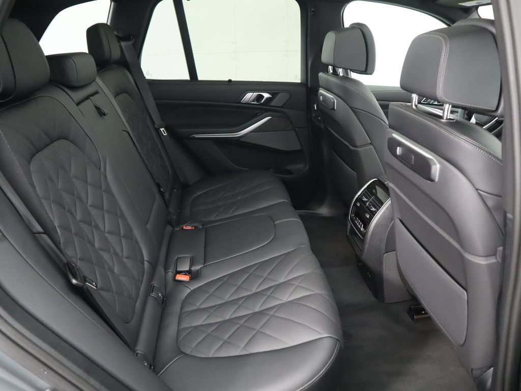 Certified 2026 BMW X5 xDrive40i AWD/4WD image 24