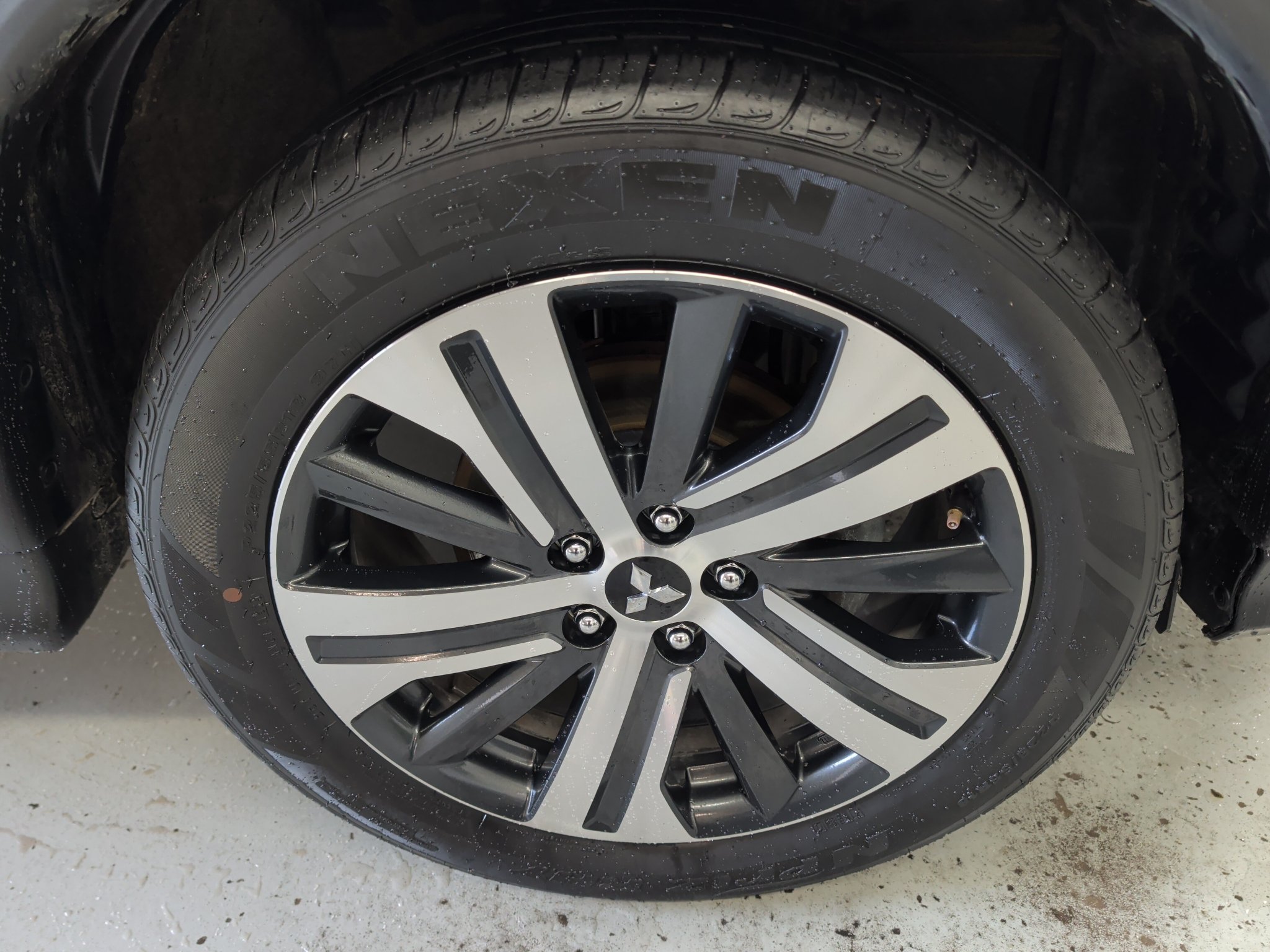 Used 2025 Mitsubishi Outlander Sport ES AWD/4WD image 4