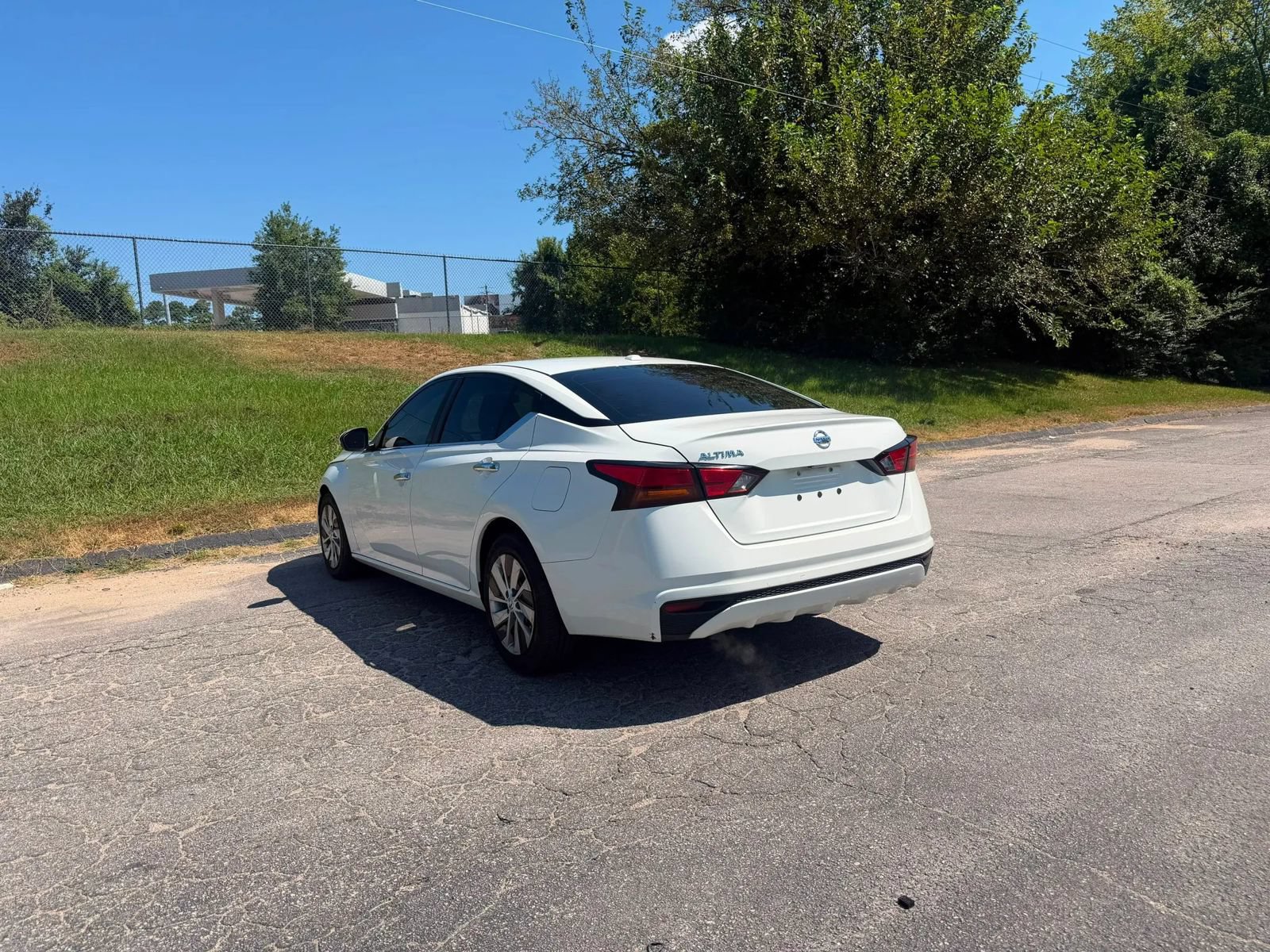 Used 2019 Nissan Altima 2.5 S FWD image 4