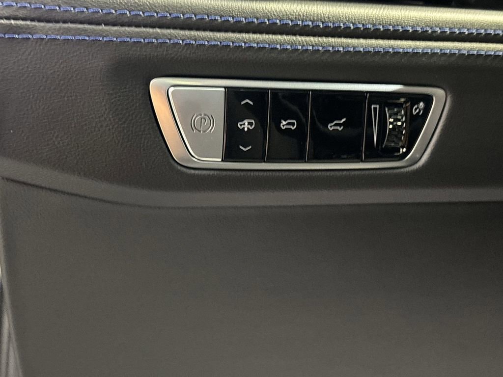 New 2025 Cadillac Escalade IQ Sport 1 image 40