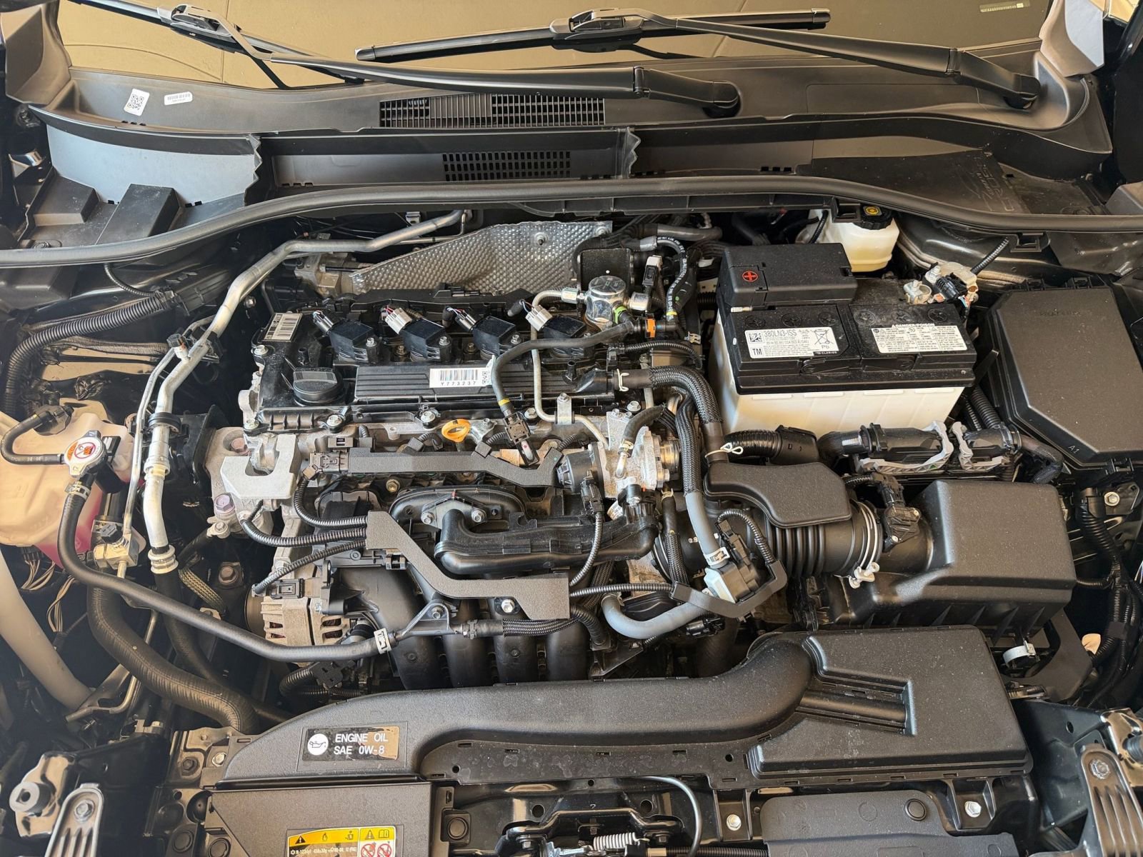 Used 2025 Toyota Corolla Cross LE image 27