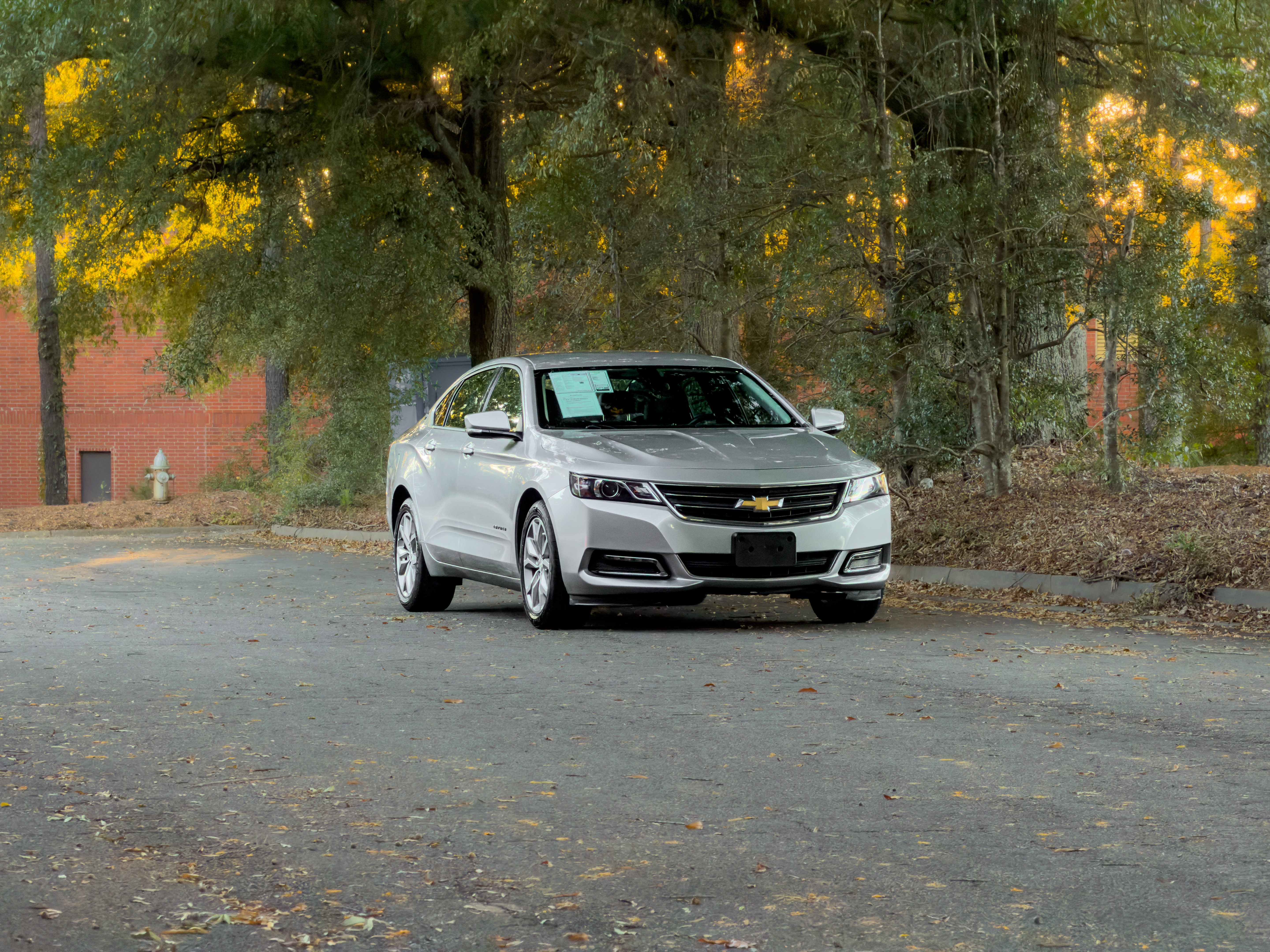 Used 2018 Chevrolet Impala LT FWD image 40