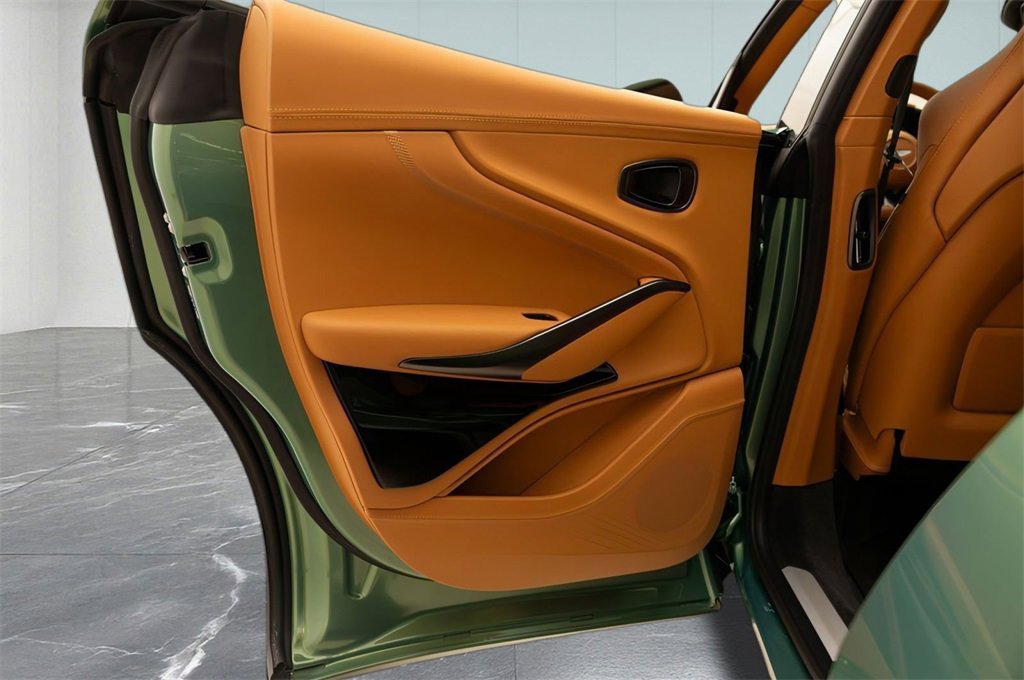 New 2025 Aston Martin DBX 707 image 22