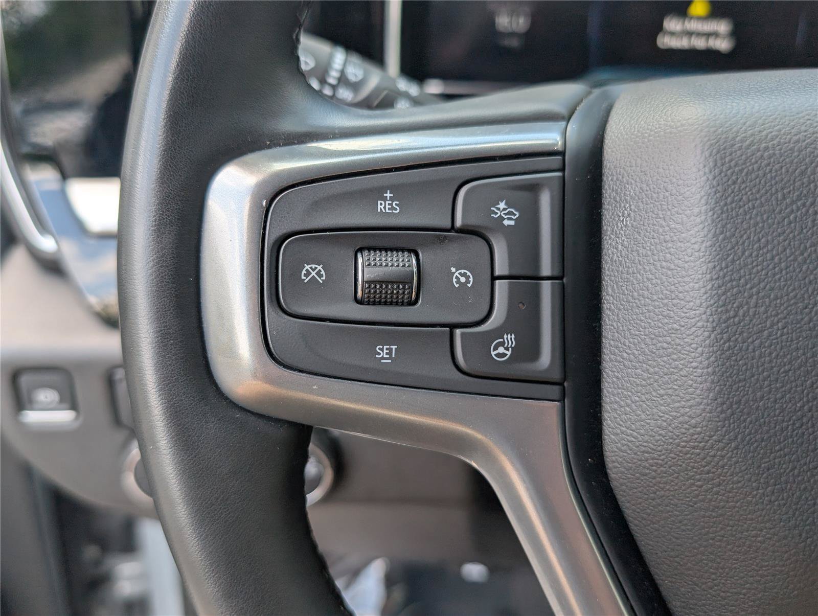 Used 2024 Chevrolet Silverado 1500 LT w/ Protection Package RWD image 22