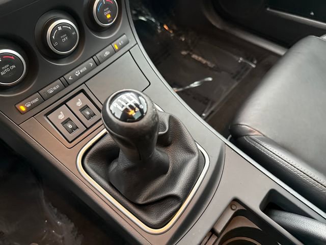 Used 2013 MAZDA MAZDA3 i Grand Touring w/ Tech Pkg FWD image 21