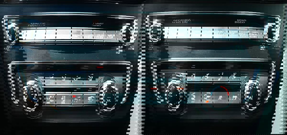 Used 2020 Kia Optima LX image 45