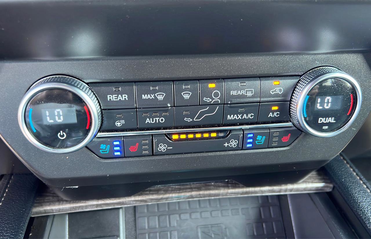 Used 2021 Ford Expedition Max Limited image 35