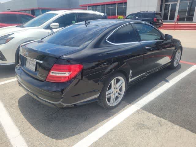 Used 2012 Mercedes-Benz C 250 Coupe image 4