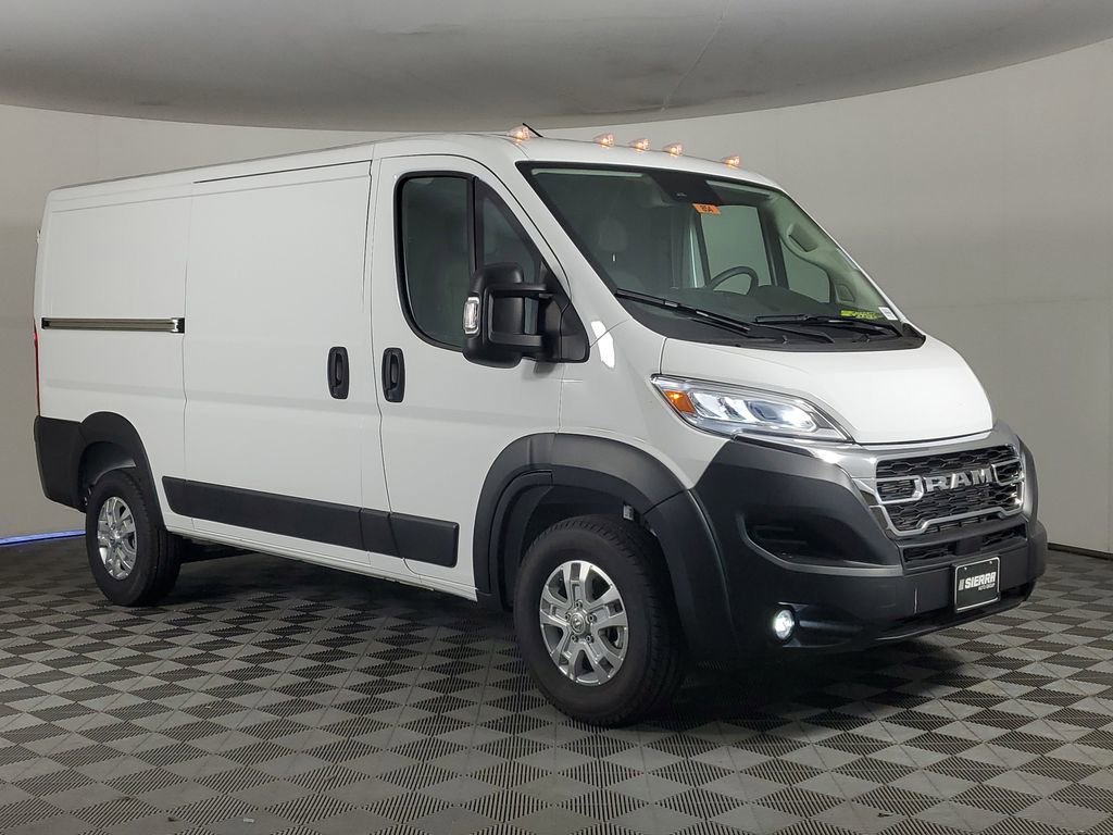 Used 2024 RAM ProMaster 2500 w/ Quick Order Package 22G SLT image 3