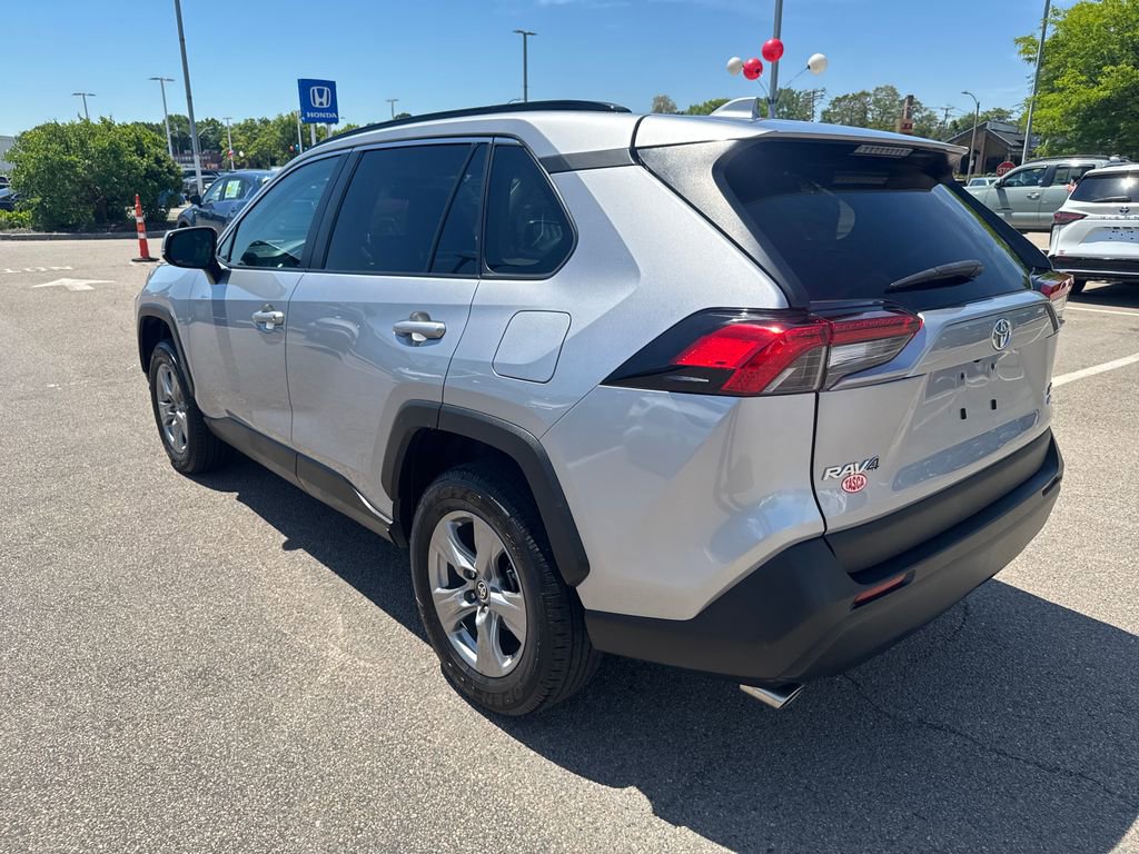 Used 2024 Toyota RAV4 XLE w/ Convenience Package AWD/4WD image 5