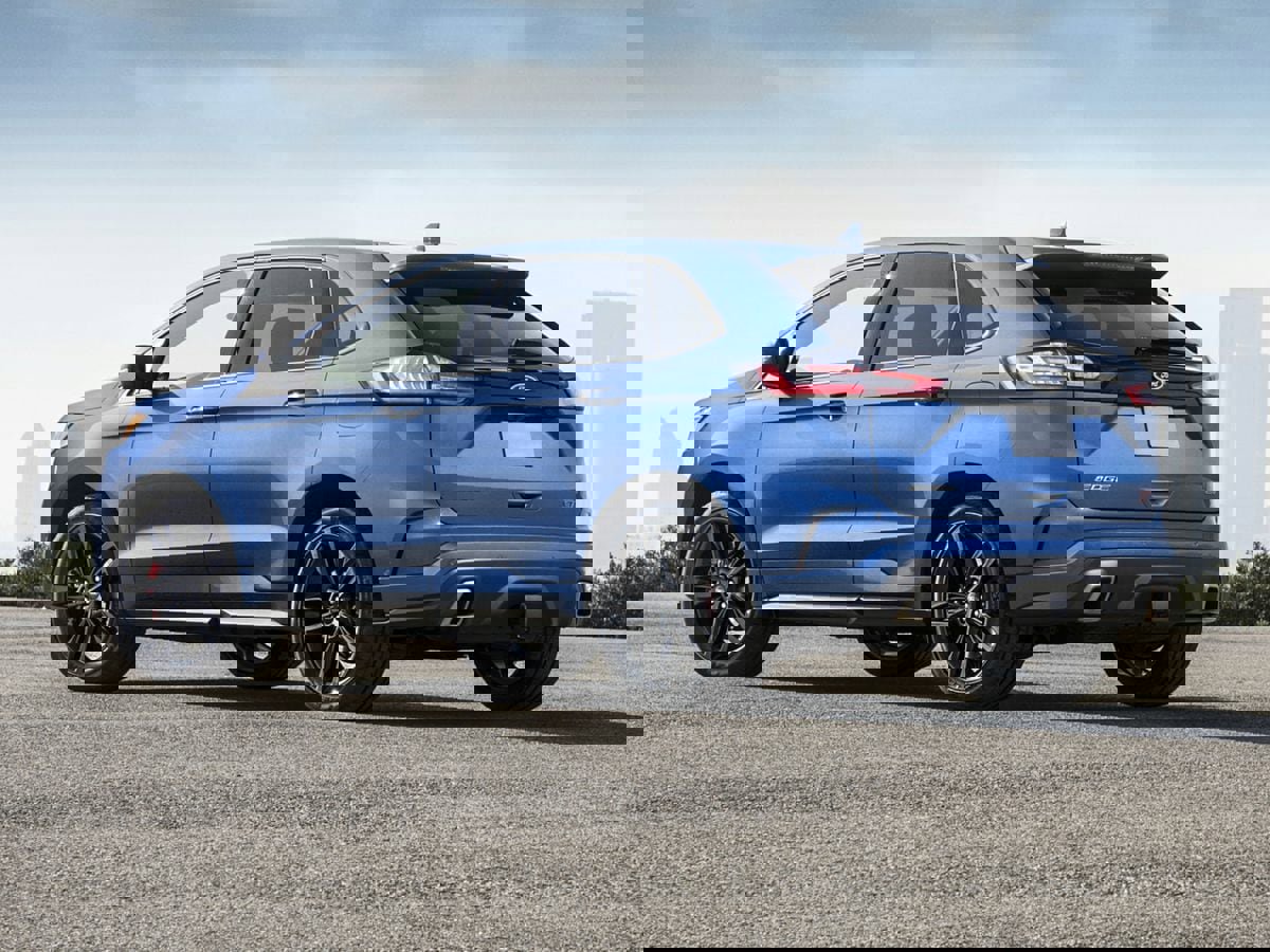 Used 2020 Ford Edge ST w/ Equipment Group 401A AWD/4WD image 1