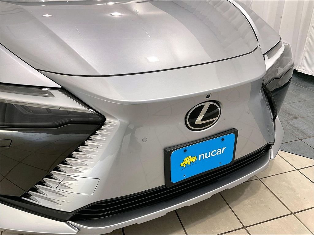 Used 2024 Lexus RZ 450e Premium w/ Accessory Package (2T) AWD/4WD image 32