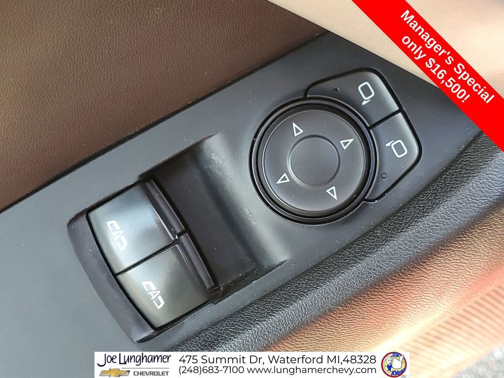 Used 2021 Chevrolet Camaro LT RWD image 23