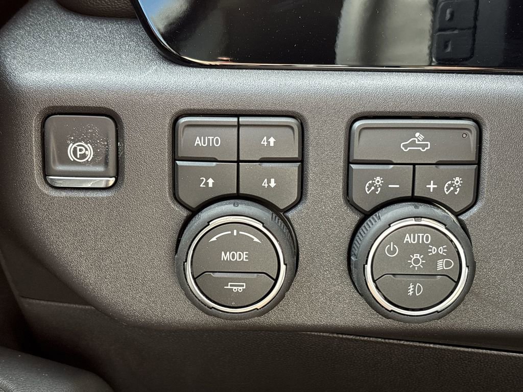 New 2026 Chevrolet Silverado 1500 LT Trail Boss w/ Dark Appearance Package image 36