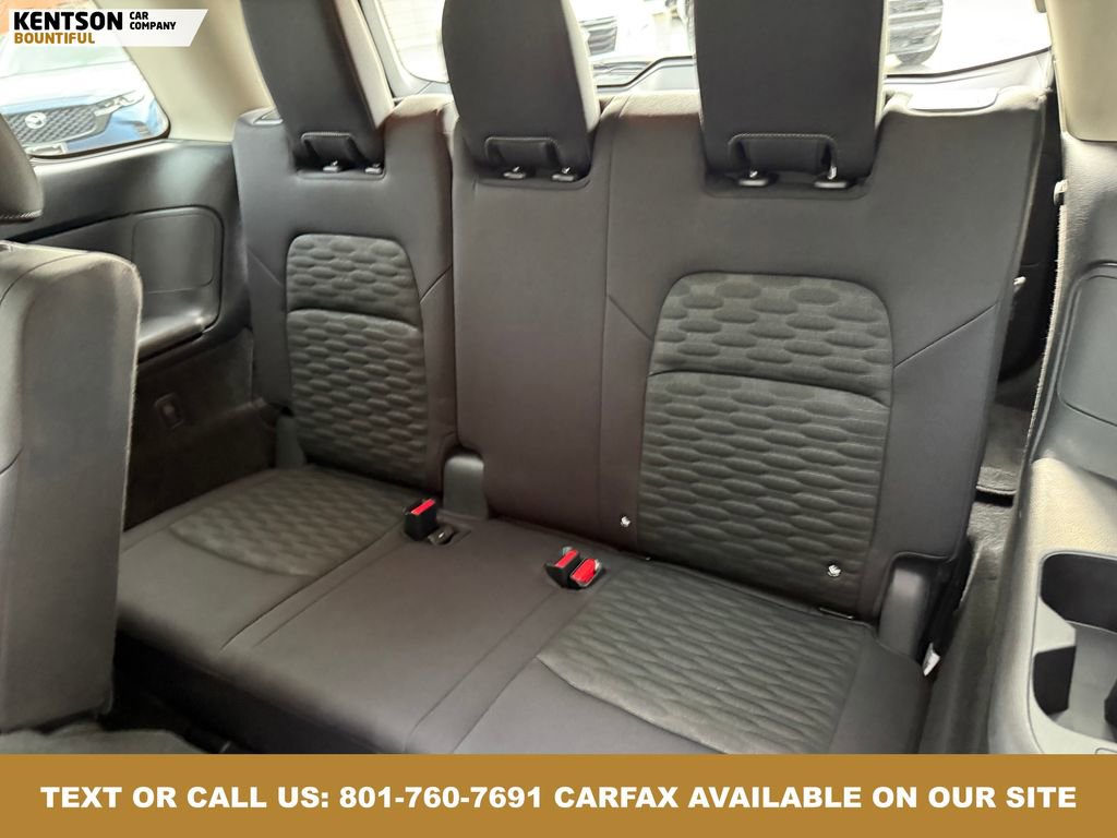 Used 2025 Nissan Pathfinder SV image 37