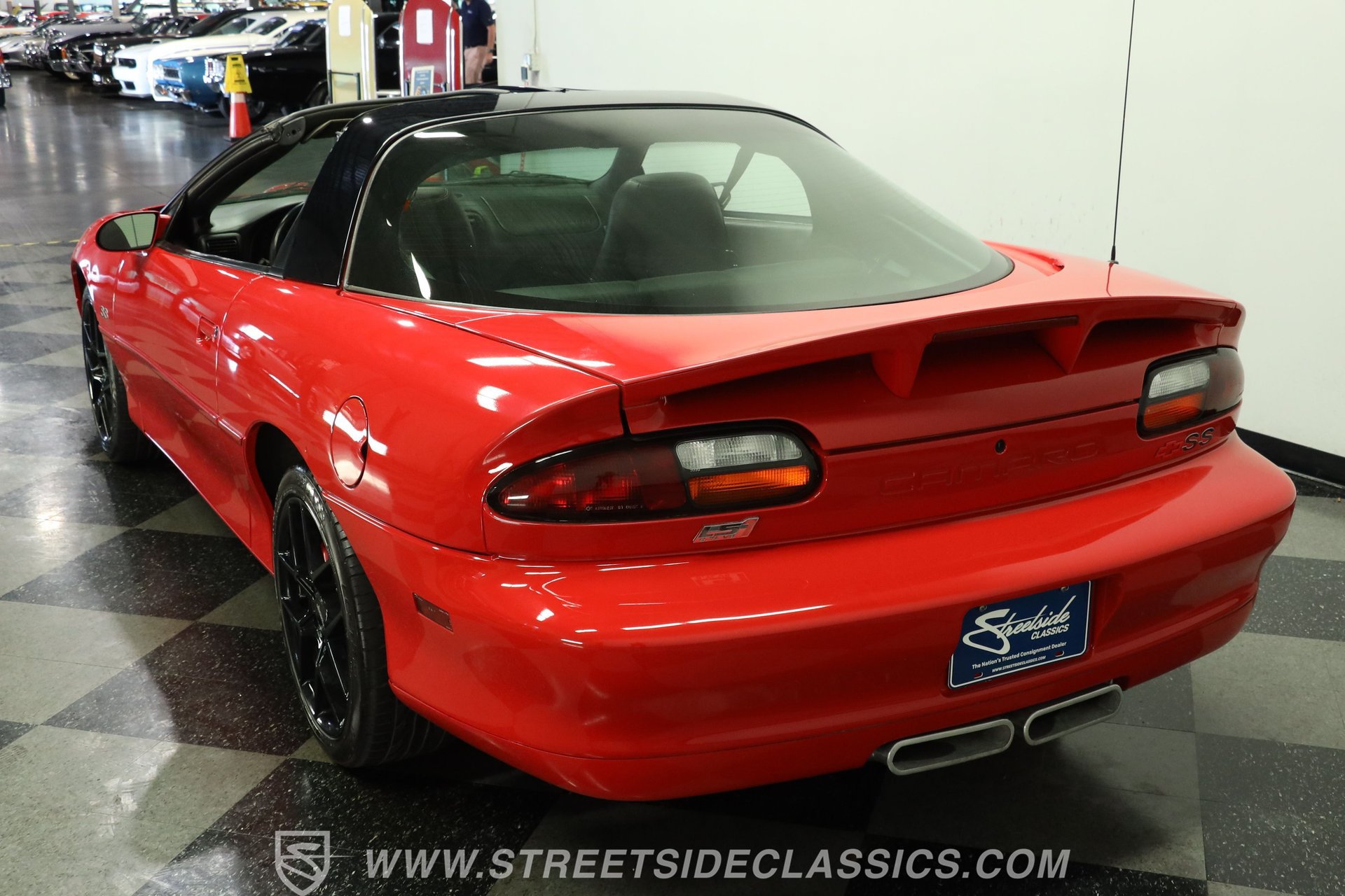 Used 2002 Chevrolet Camaro Z28 w/ SS Performance/Appearance Pkg RWD image 8