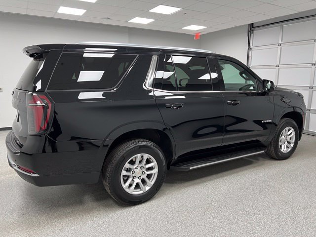 Used 2025 Chevrolet Tahoe LT AWD/4WD image 10