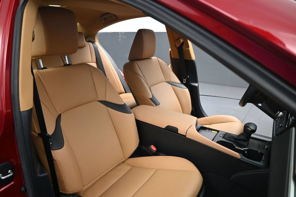 Used 2025 Lexus ES 300h w/ Premium Package FWD image 33