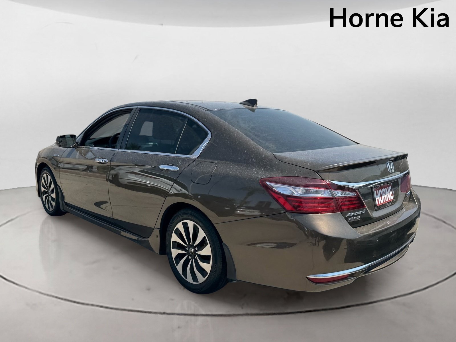 Used 2017 Honda Accord Touring image 5
