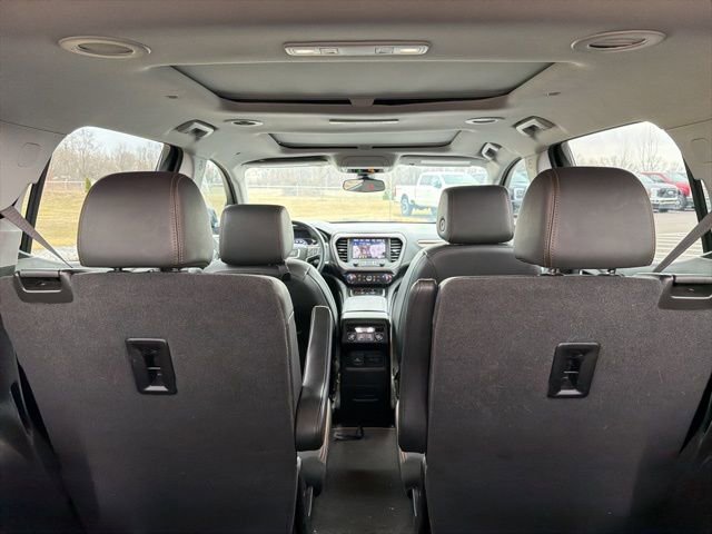 Used 2023 GMC Acadia AT4 w/ Technology Package image 13
