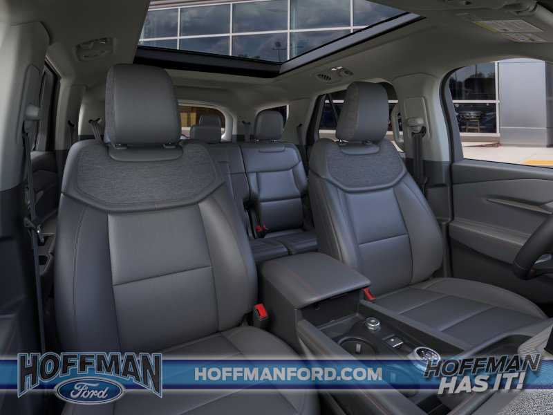 New 2026 Ford Explorer Active w/ Active Comfort Package AWD/4WD image 10