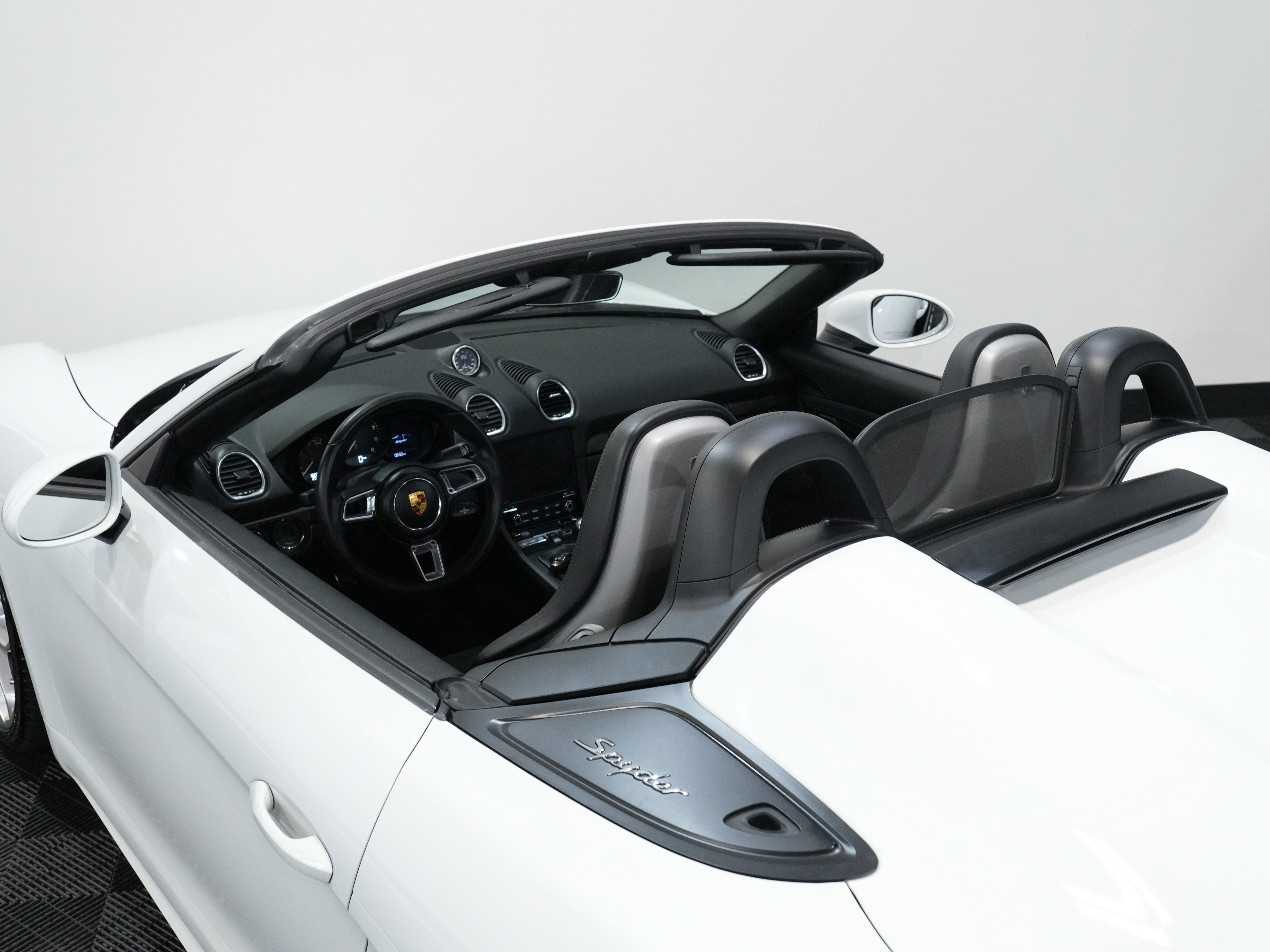Used 2021 Porsche 718 Boxster Spyder image 23